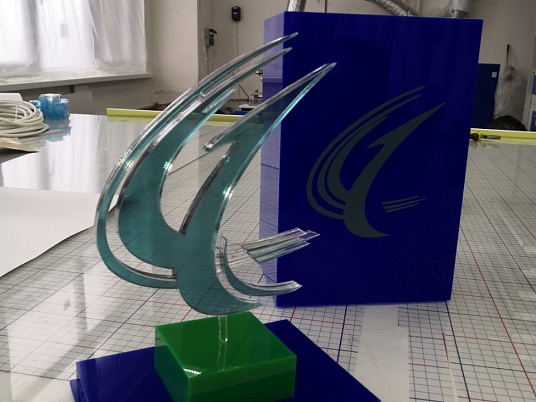 Статуэтки, сувениры