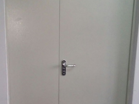 Нанесение надписи через трафарет