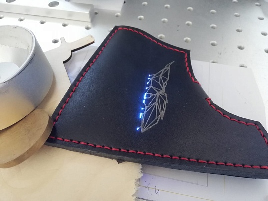 Гравировка на коже