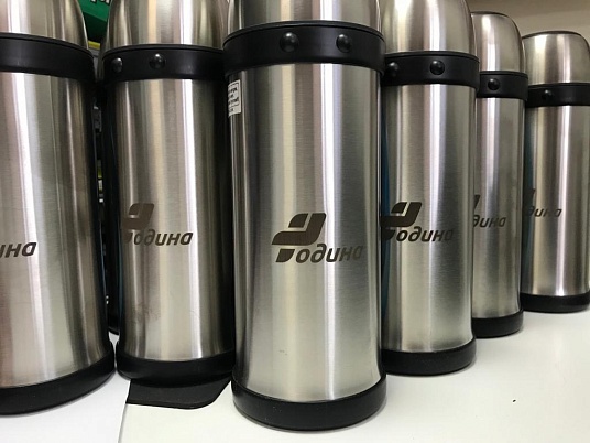 Гравировка на радиусных изделиях