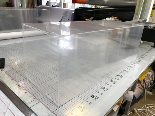 Изготовление коробок из оргстекла на заказ