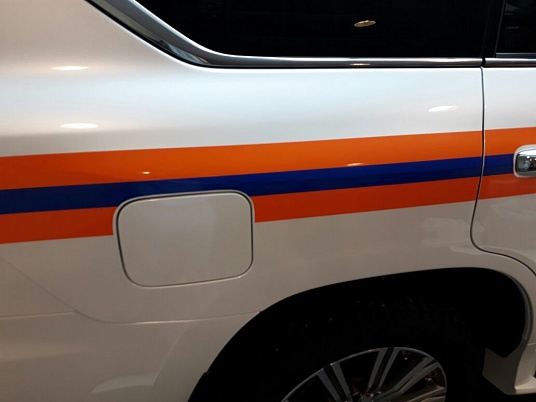 Оклеивание автомобиля Lexus LX570 в цветографическую схему